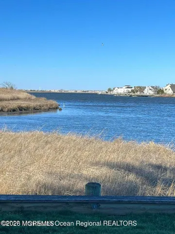 $3,800 | 25 Meadow Avenue, Unit 72, Monmouth Beach, NJ 07750