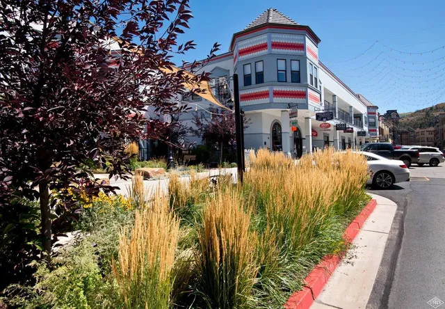 $610,500 | 137 Main Street, Unit O201, Edwards, CO 81632