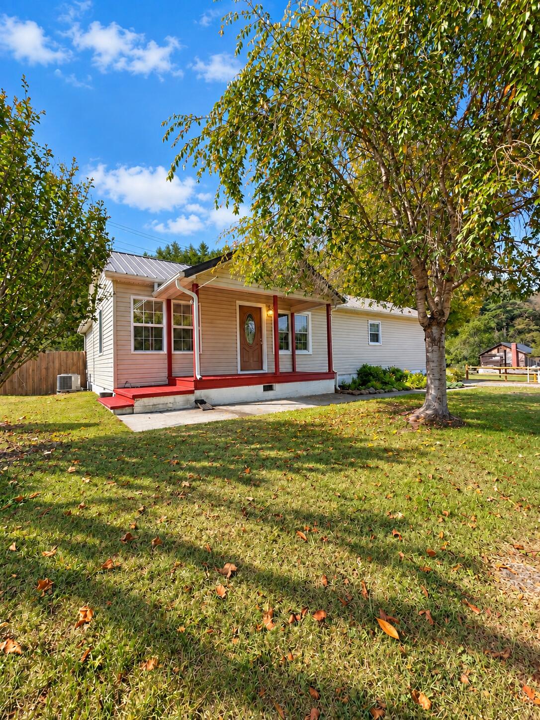 6213 Jackson River Road Hot Springs, VA 24445 - Photo 2 of 45 4AB9637B-F945-415A-8AFA-845B9643618E