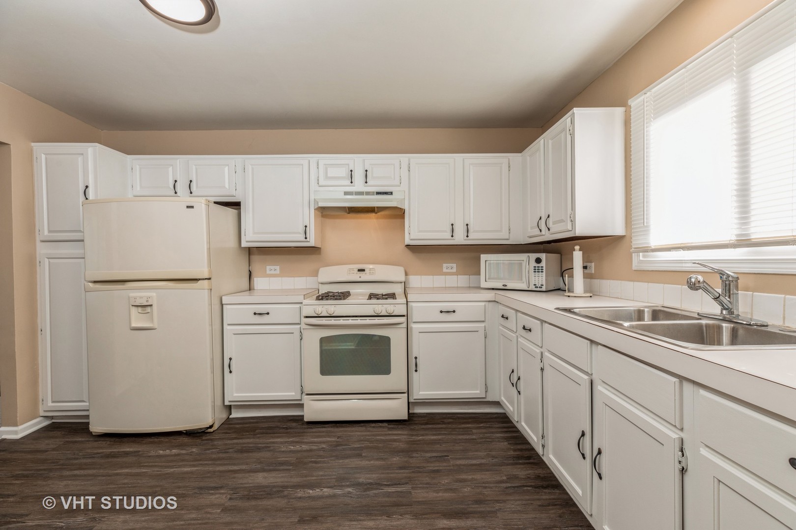 102 Cloverleaf Road Matteson, IL 60443 - Photo 5 of 16