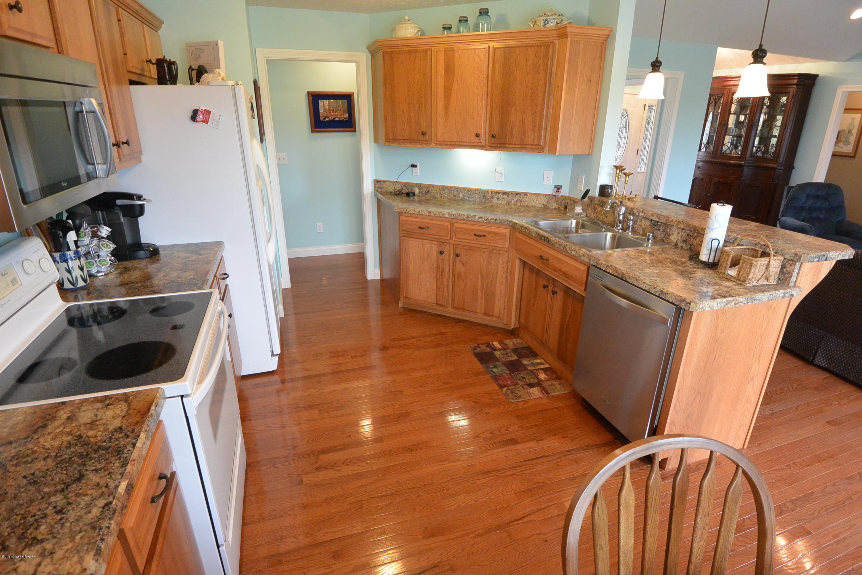 204 Ruth Lane Bardstown, KY 40004 - Photo 8 of 27 Kitchen