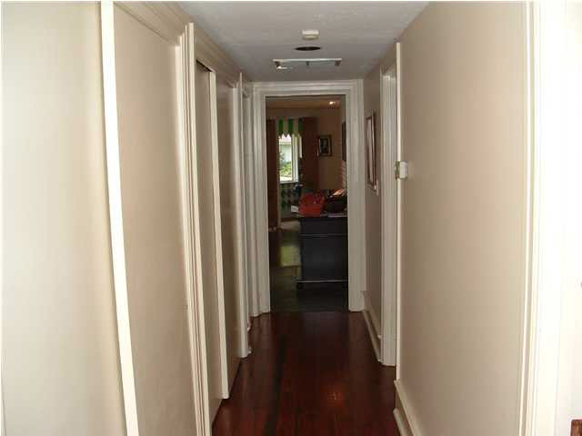4055 Roxbury Road Jackson, MS 39211 - Photo 4 of 14 Photo 4