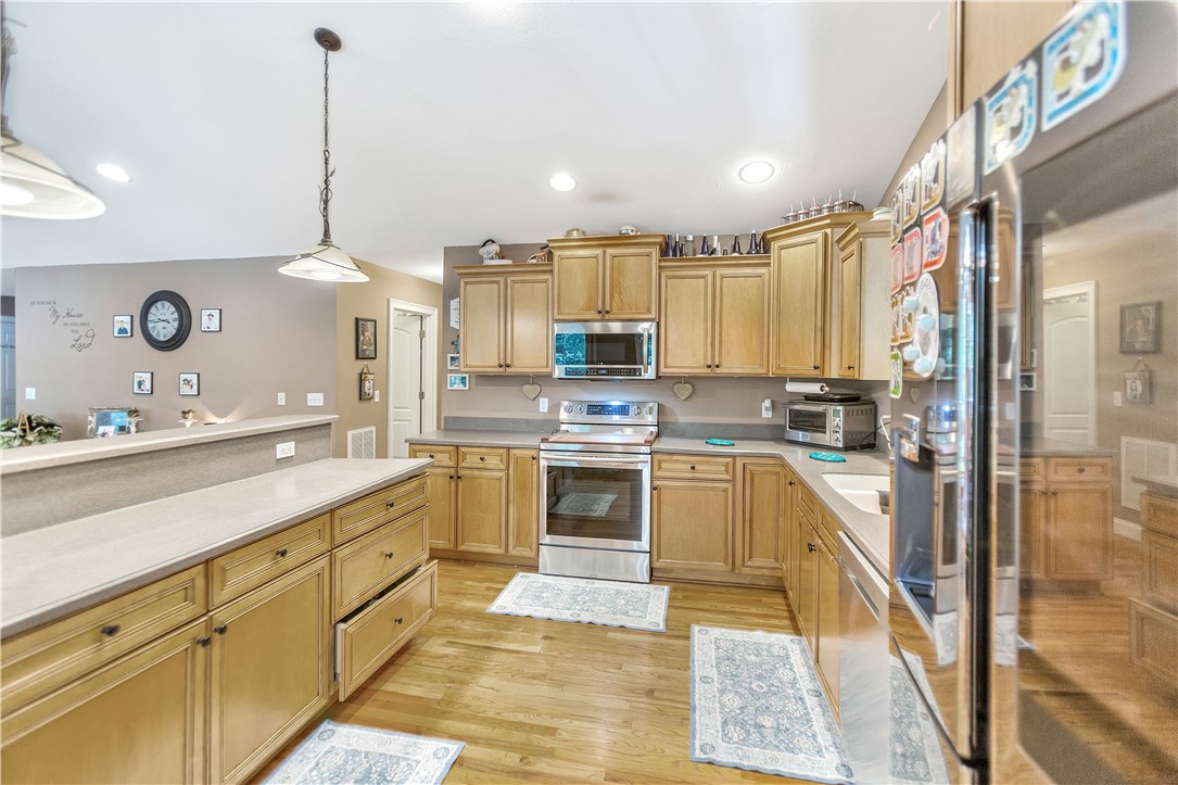 302 Ridgeside Court West Union, SC 29696 - Photo 19 of 41