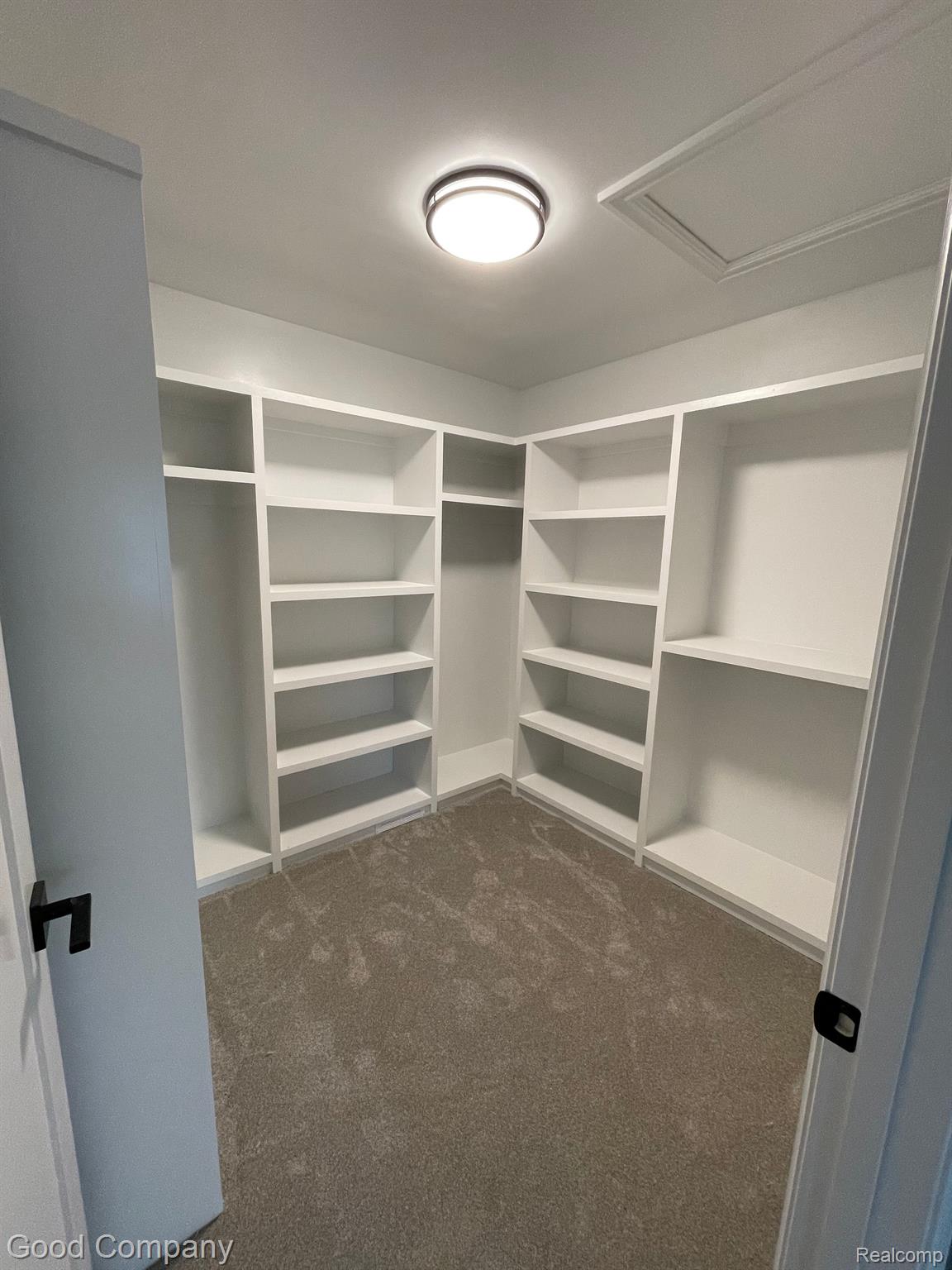 21086 Gill Road Farmington, MI 48335 - Photo 21 of 37 Gallery Image 21