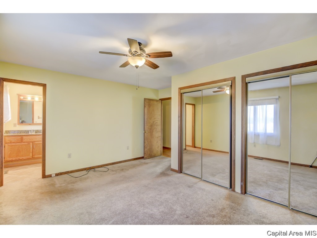 9287 Lost Spring Road Dawson, IL 62520 - Photo 18 of 36 Gallery Image 18