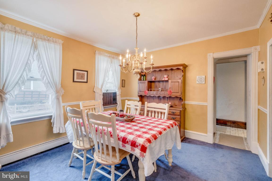 33 Linden Avenue Rutledge, PA 19070 - Photo 14 of 36 Formal Dining Room