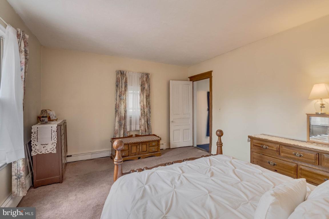 33 Linden Avenue Rutledge, PA 19070 - Photo 21 of 36 Master Bedroom 2nd Floor