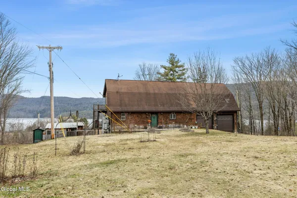 $299,900 | 3 Maple Acres Way, Dresden, NY 12819