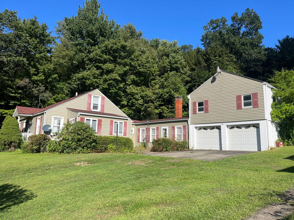 164 Nagel Road Oil City, PA 16301 - Photo 1 of 37 a view of a house with a yard