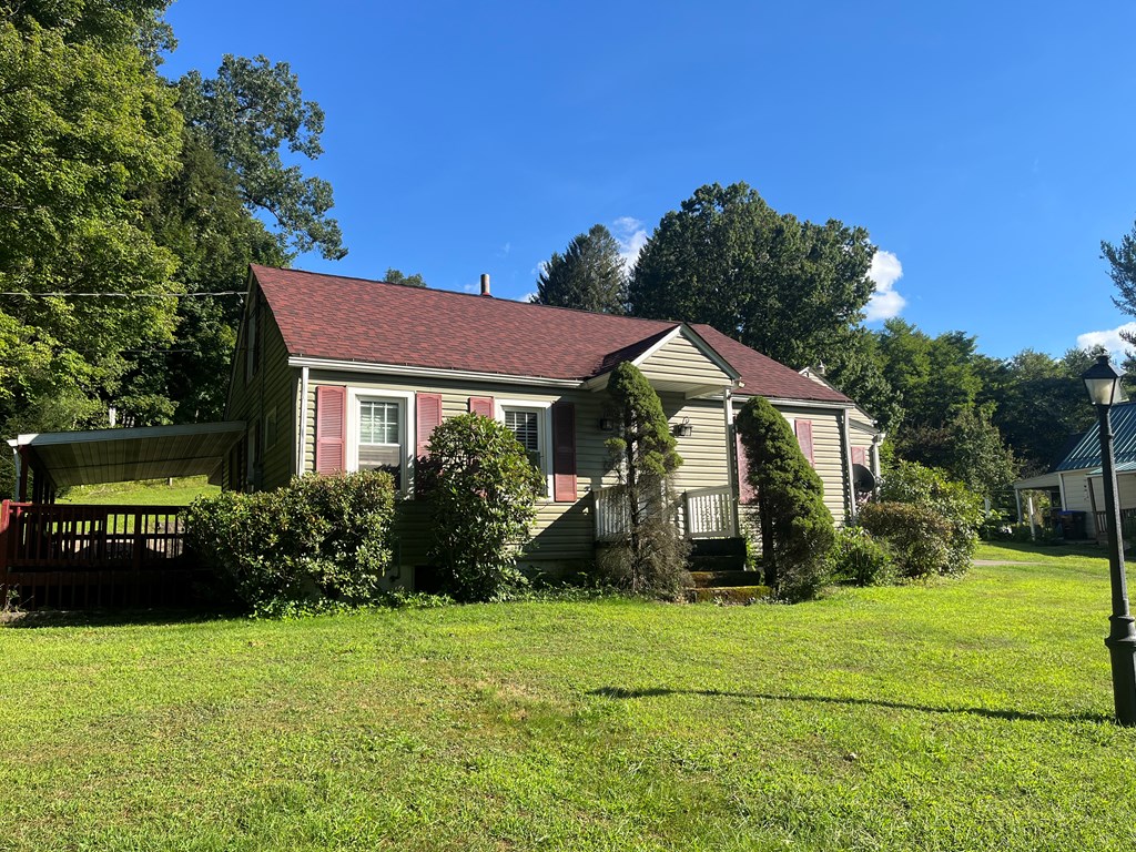 164 Nagel Road Oil City, PA 16301 - Photo 2 of 37 a front view of a house with garden