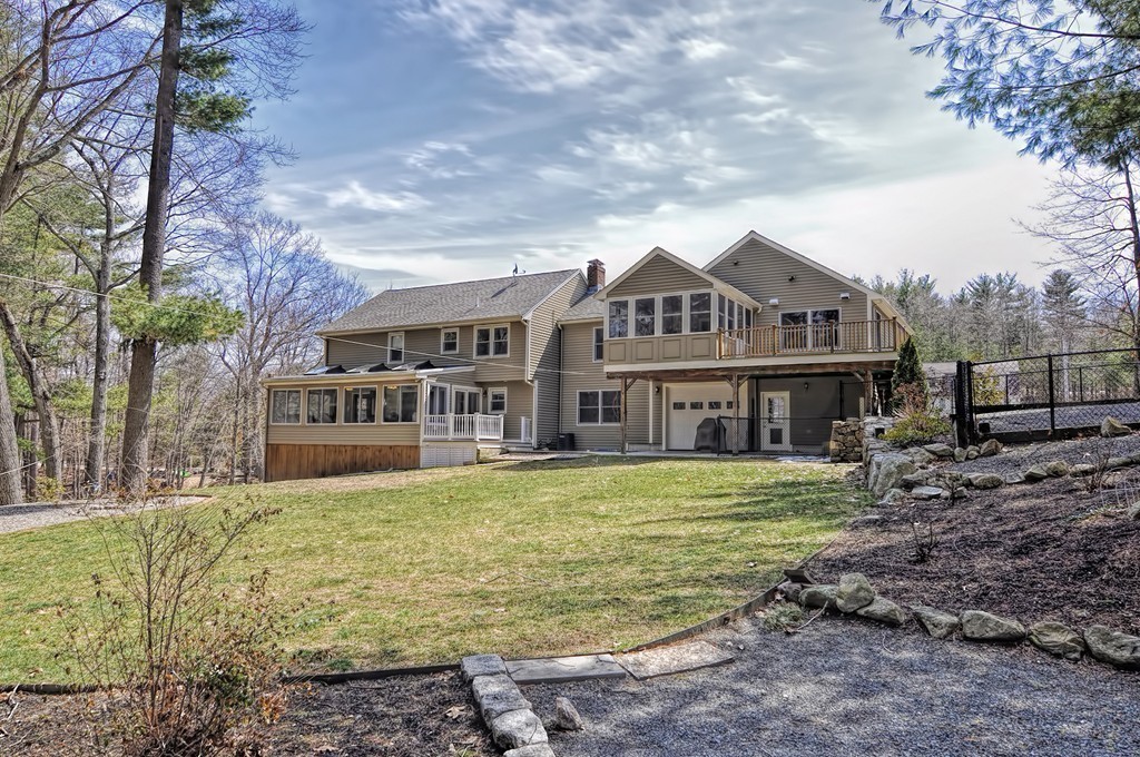 48 Edwards Road Foxboro, MA 02035 - Photo 29 of 30 Gallery Image 29