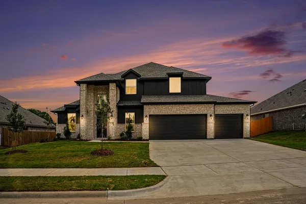 $539,990 | 732 Candace Drive, DeSoto, TX 75115