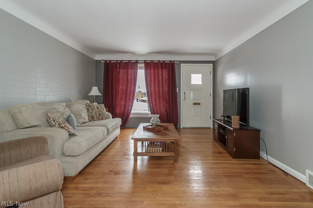 13814 Carpenter Road Garfield Heights, OH 44125 - Photo 2 of 25