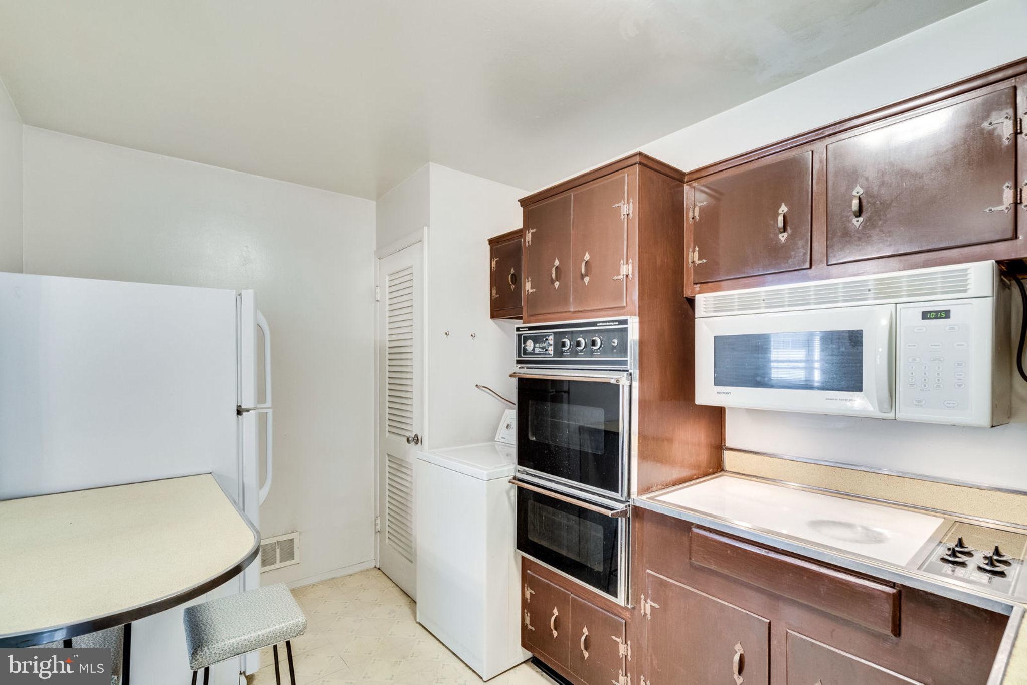 7215 Loisdale Road Springfield, VA 22150 - Photo 8 of 29