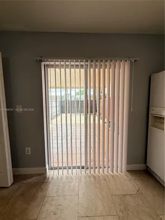 $2,400 | 8428 Northwest 103rd Street, Unit 104C, Hialeah Gardens, FL 33016