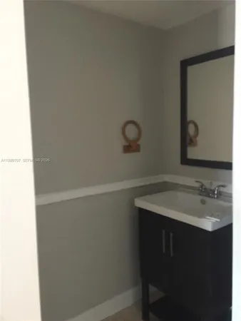 $2,500 | 8428 Northwest 103rd Street, Unit 104C, Hialeah Gardens, FL 33016