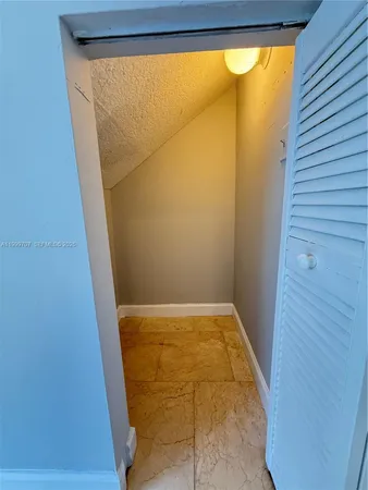 $2,400 | 8428 Northwest 103rd Street, Unit 104C, Hialeah Gardens, FL 33016