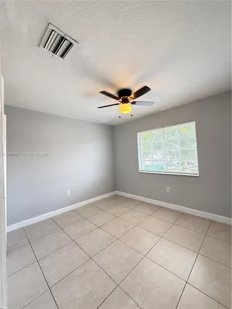 $2,400 | 8428 Northwest 103rd Street, Unit 104C, Hialeah Gardens, FL 33016