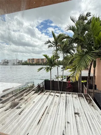 $2,400 | 8428 Northwest 103rd Street, Unit 104C, Hialeah Gardens, FL 33016
