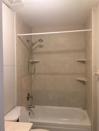 $2,500 | 8428 Northwest 103rd Street, Unit 104C, Hialeah Gardens, FL 33016