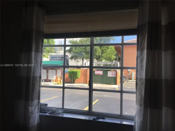 $2,500 | 8428 Northwest 103rd Street, Unit 104C, Hialeah Gardens, FL 33016