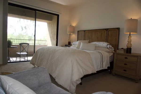 $5,550 | 3131 East Legacy Drive, Unit 2038, Phoenix, AZ 85042