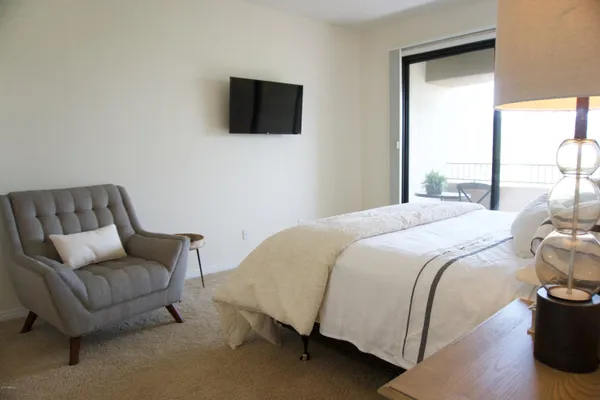 $5,550 | 3131 East Legacy Drive, Unit 2038, Phoenix, AZ 85042