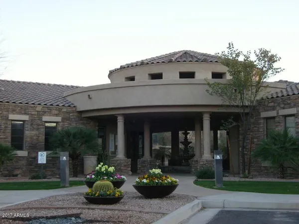 $5,550 | 3131 East Legacy Drive, Unit 2038, Phoenix, AZ 85042