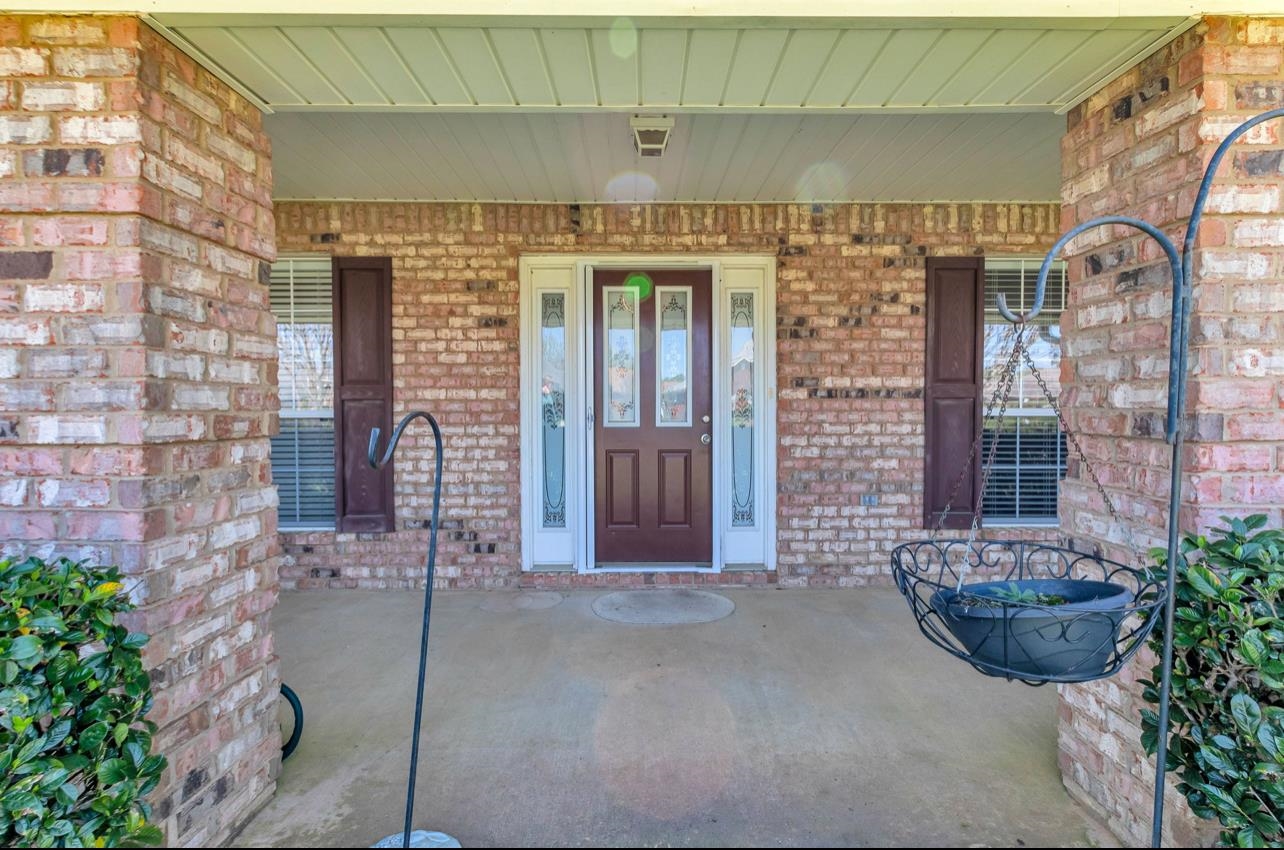 16366 Tempest Drive Foley, AL 36535 - Photo 3 of 39