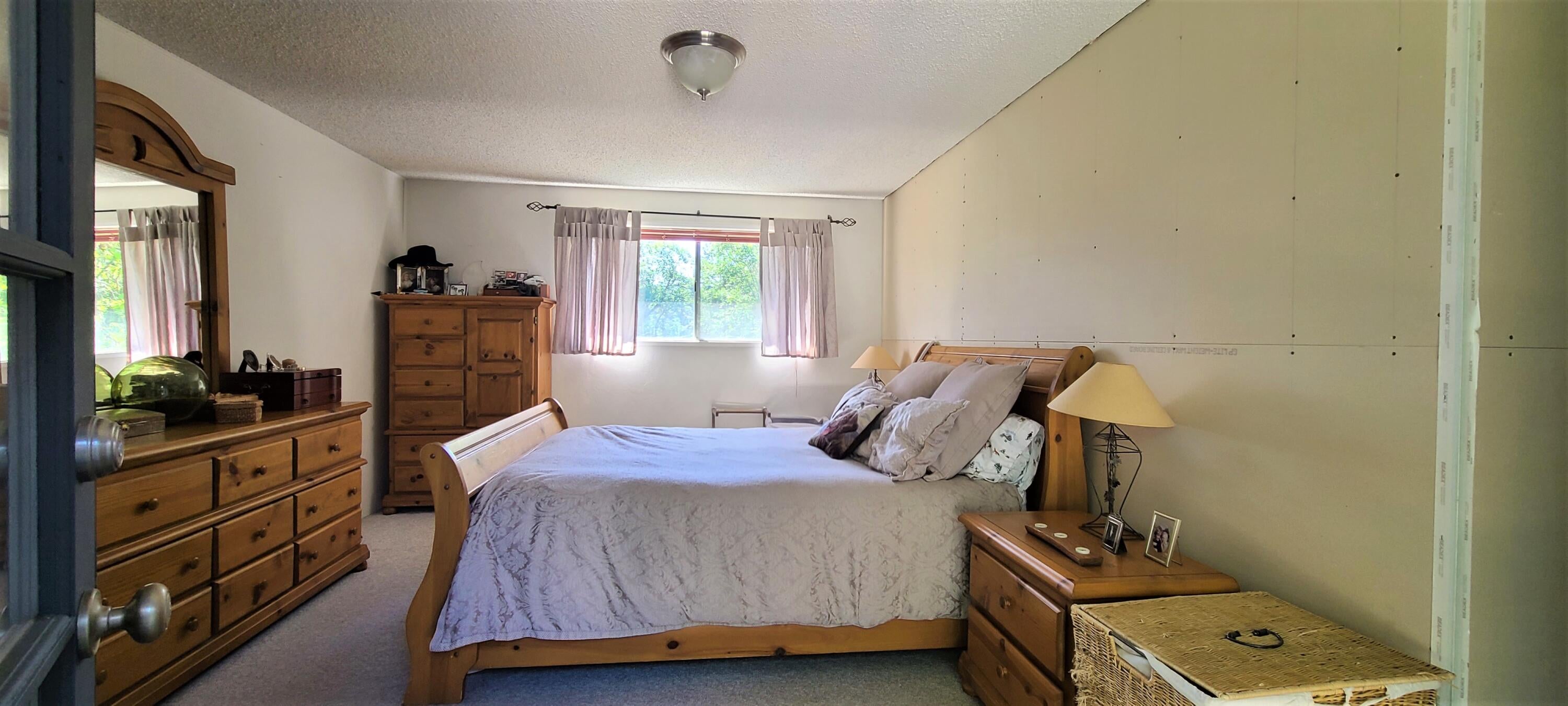 3785 Old Military Road Central Point, OR 97502 - Photo 8 of 26 20220517_101412