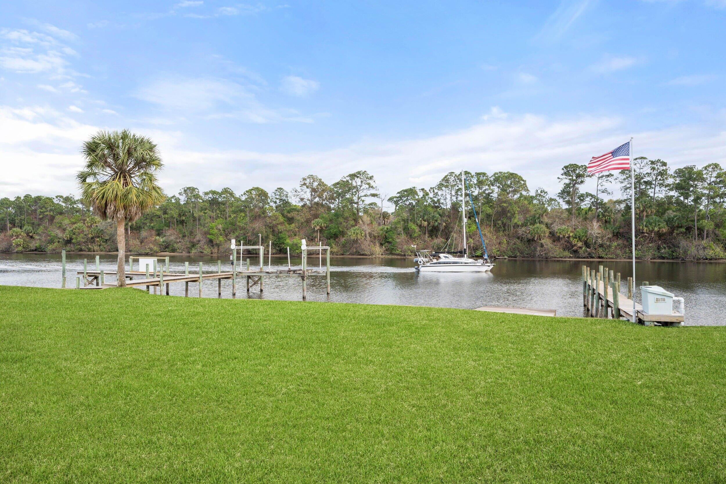10125 Southwest Green Ridge Lane, Unit LANE Palm City, FL 34990 - Photo 23 of 84 47_smg05215
