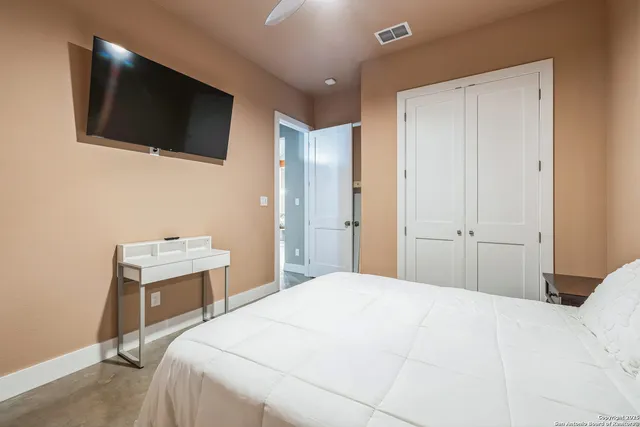 $749,500 | 1062 Lariat, Pipe Creek, TX 78003