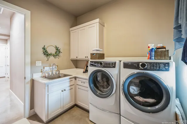 $749,500 | 1062 Lariat, Pipe Creek, TX 78003