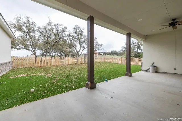 $749,500 | 1062 Lariat, Pipe Creek, TX 78003