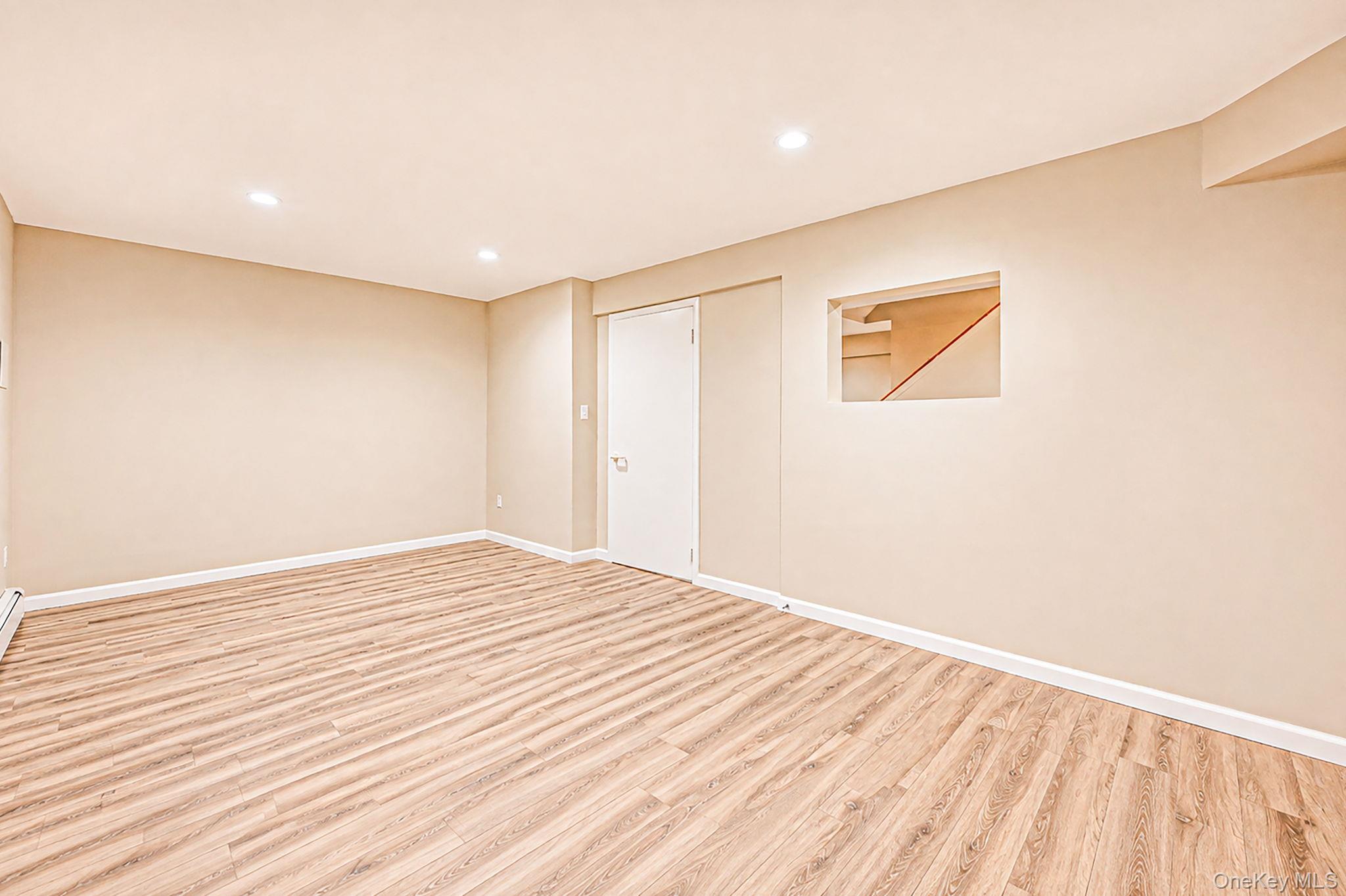 32 Annandale Road Commack, NY 11725 - Photo 36 of 49 Gallery Image 36
