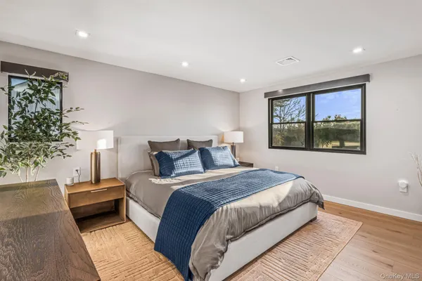 $1,299,000 | 3000 Holiday Park Drive, Merrick, NY 11566