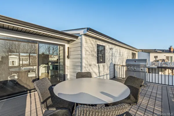 $1,299,000 | 3000 Holiday Park Drive, Merrick, NY 11566