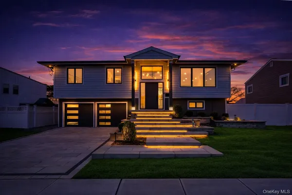 $1,299,000 | 3000 Holiday Park Drive, Merrick, NY 11566