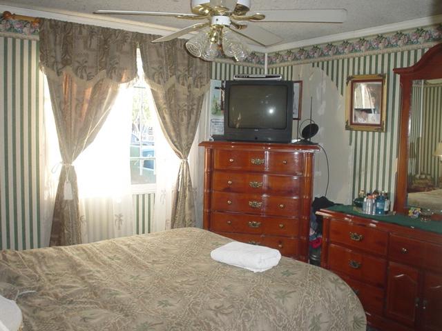 5624 West Berkeley Road Phoenix, AZ 85035 - Photo 11 of 21 Master Bedroom