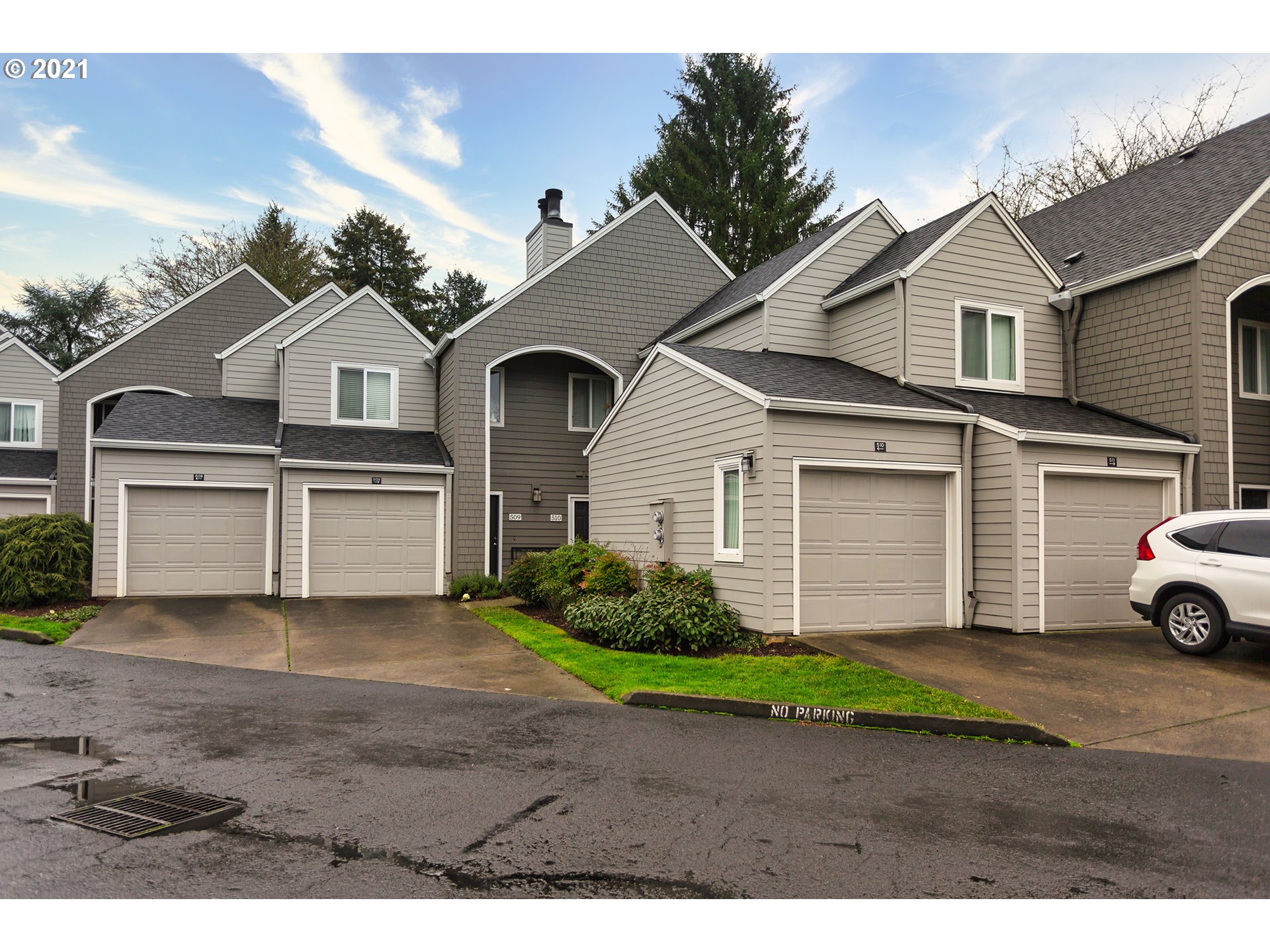 5225 Jean Road, Unit 510 Lake Oswego, OR 97035 - Photo 1 of 30 Gallery Image 1