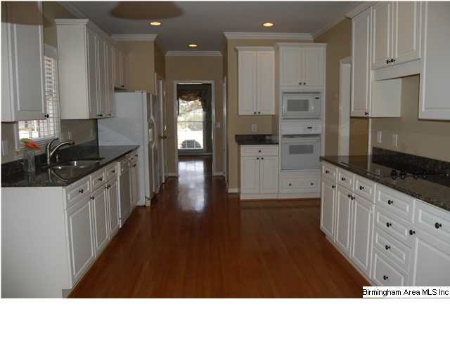 5496 Magnolia Trace Birmingham, AL 35244 - Photo 4 of 24