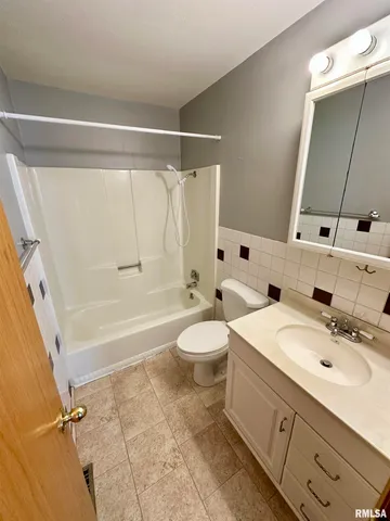 $152,000 | 1113 Coronado West, Jacksonville, IL 62650