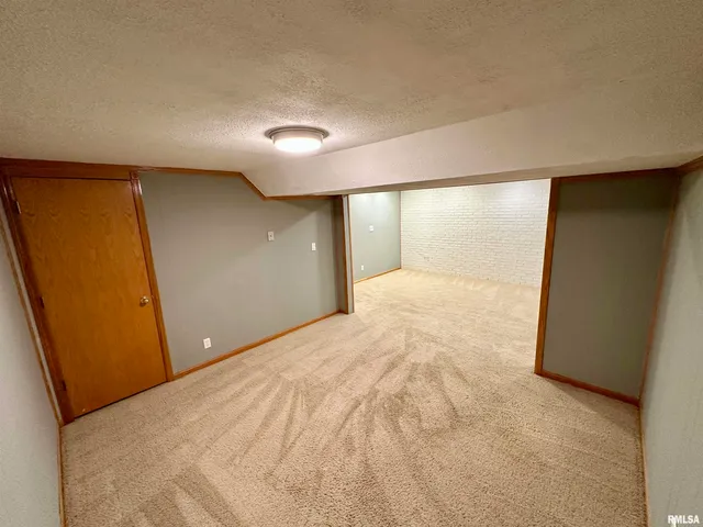 $152,000 | 1113 Coronado West, Jacksonville, IL 62650