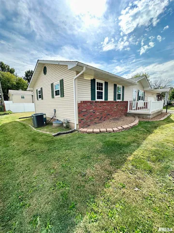 $152,000 | 1113 Coronado West, Jacksonville, IL 62650