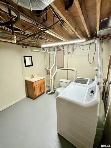 $152,000 | 1113 Coronado West, Jacksonville, IL 62650