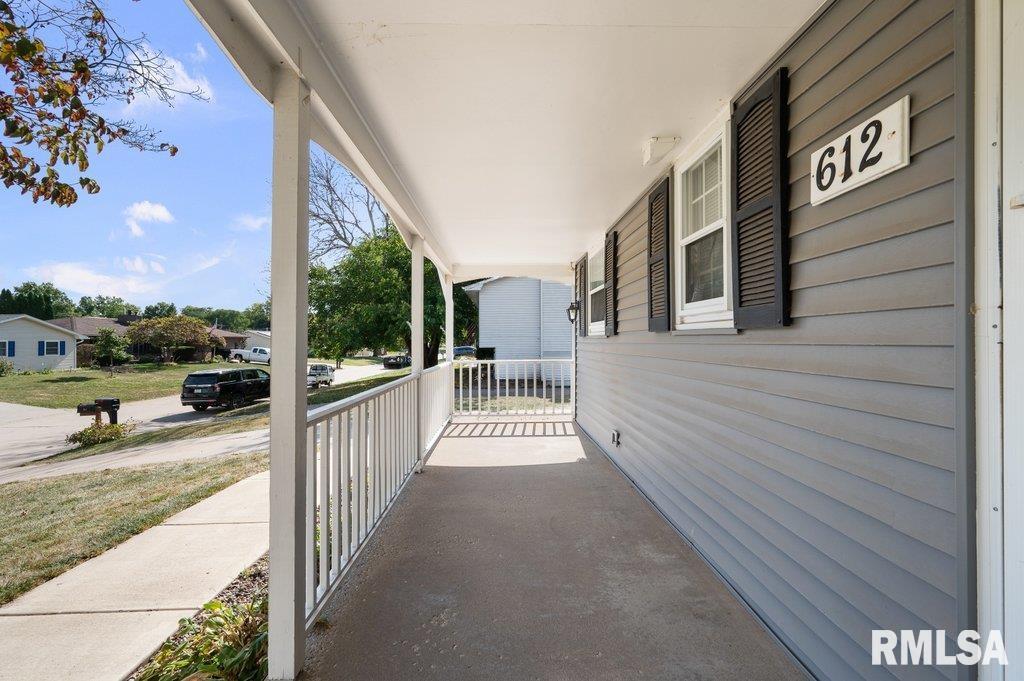 612 12th Avenue Hampton, IL 61256 - Photo 11 of 43