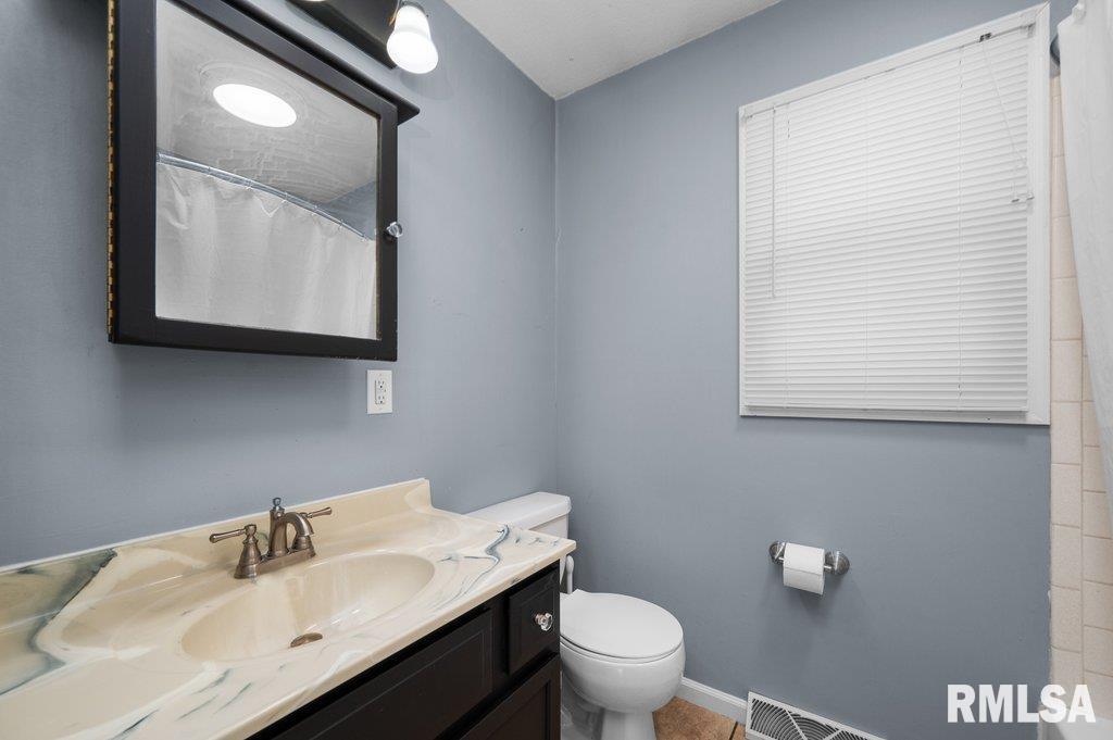 612 12th Avenue Hampton, IL 61256 - Photo 22 of 43