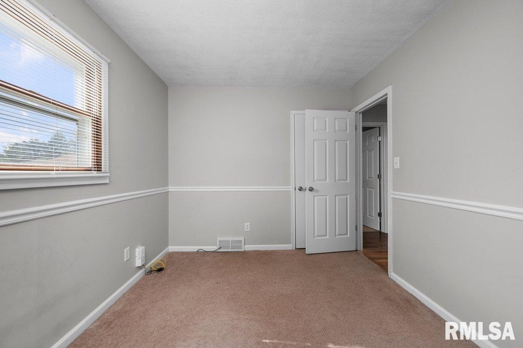 612 12th Avenue Hampton, IL 61256 - Photo 24 of 43