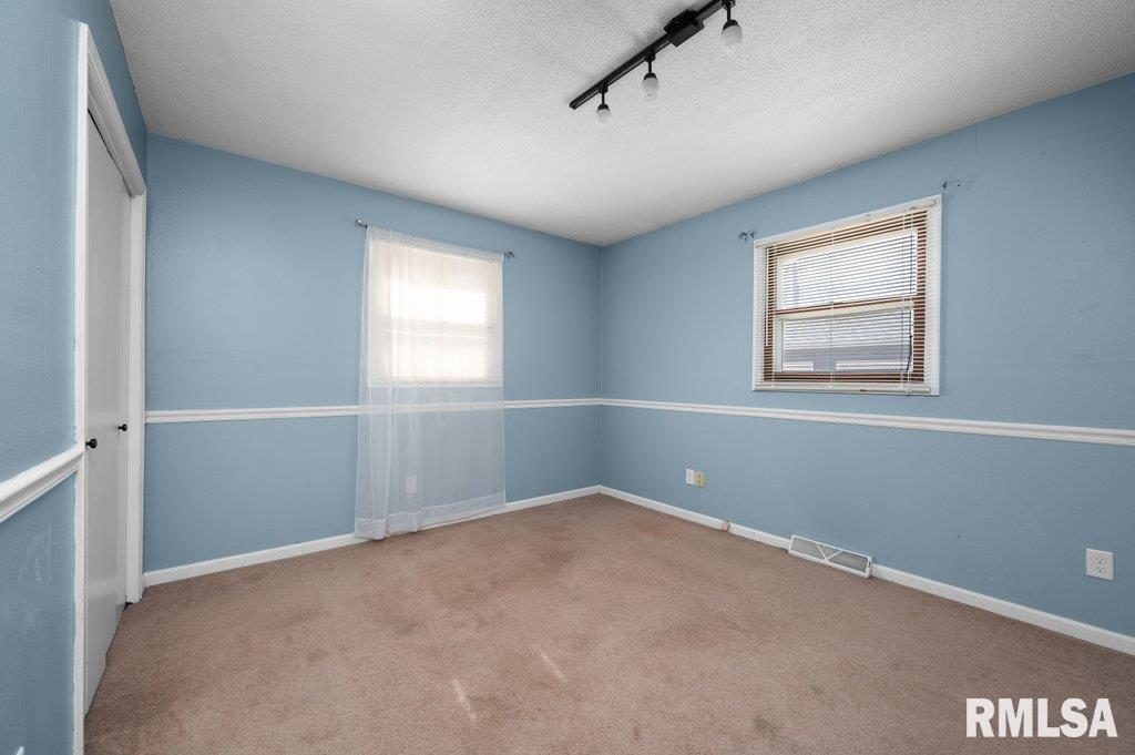 612 12th Avenue Hampton, IL 61256 - Photo 25 of 43