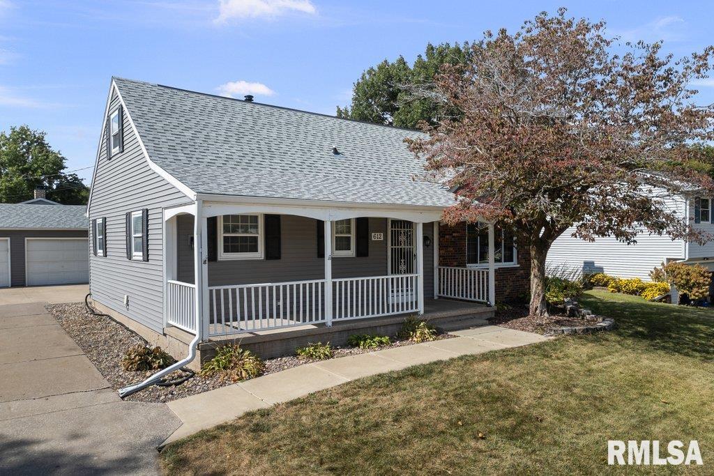 612 12th Avenue Hampton, IL 61256 - Photo 4 of 43